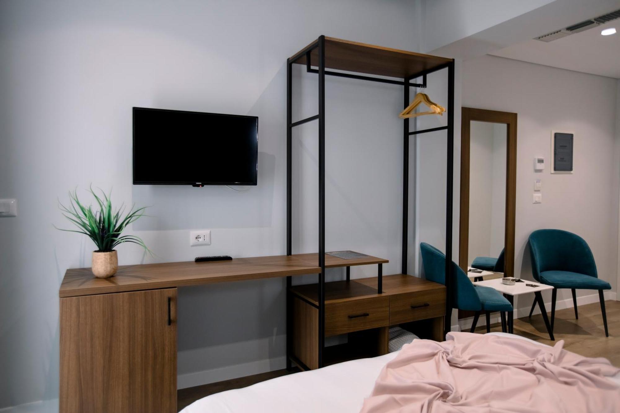 Hotel Olsi Саранда Экстерьер фото