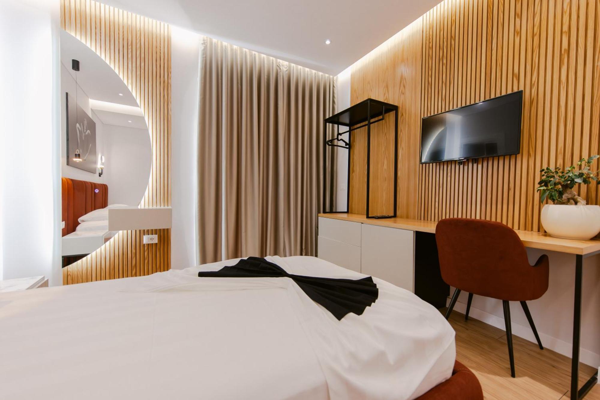 Hotel Olsi Саранда Экстерьер фото